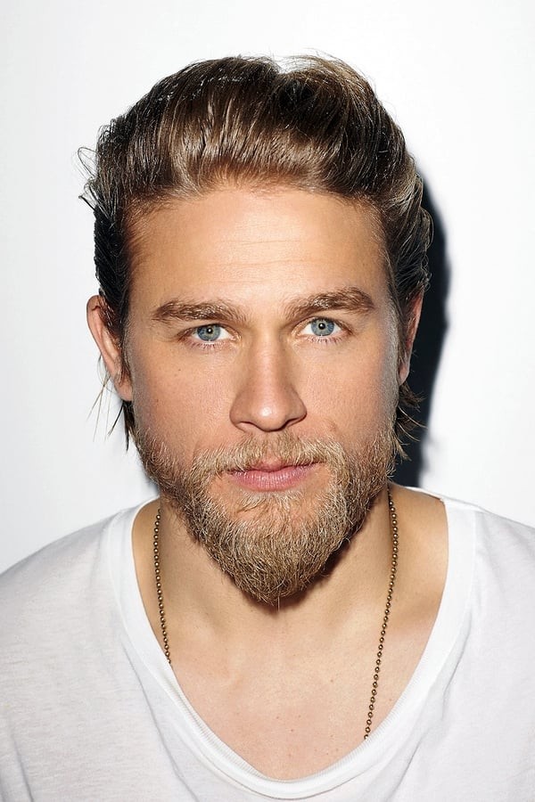 Aktyor: Charlie Hunnam (Чарли Ханнэм)