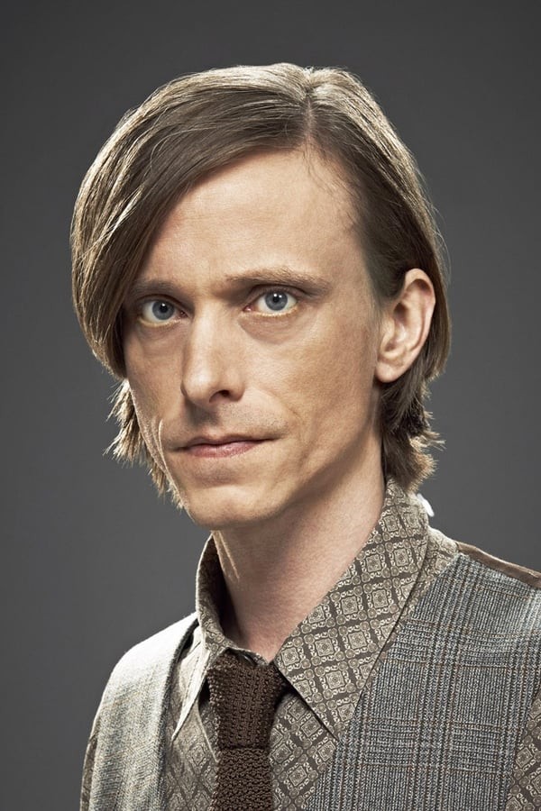 Aktyor: Mackenzie Crook (Макензи Крук)