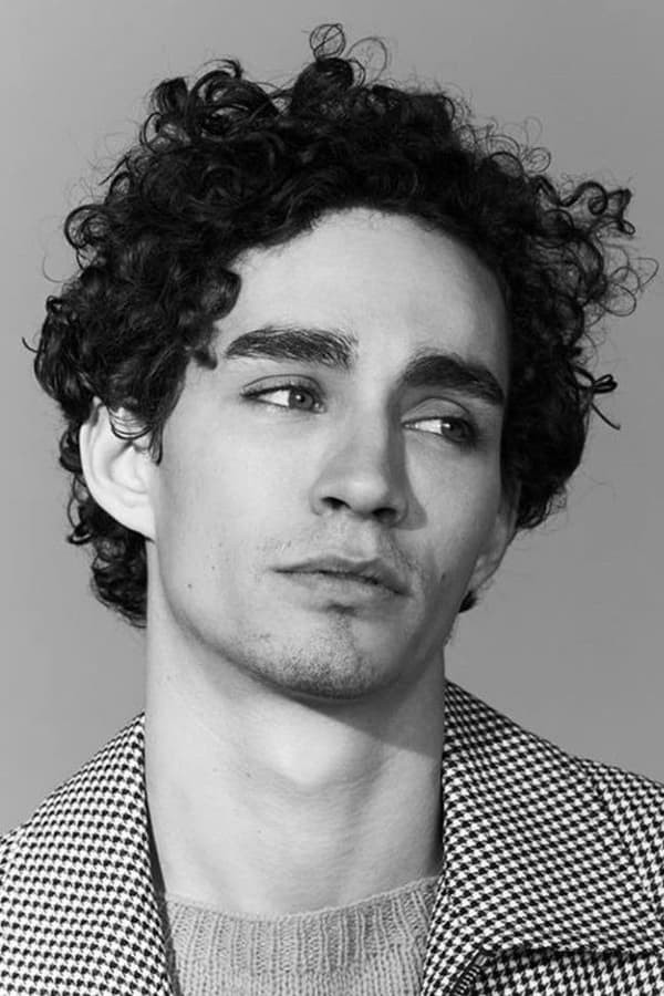 Aktyor: Robert Sheehan (Роберт Шиэн)