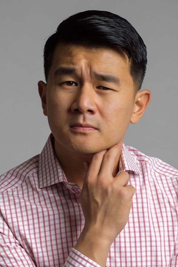 Aktyor: Ronny Chieng (Ронни Чиэн)