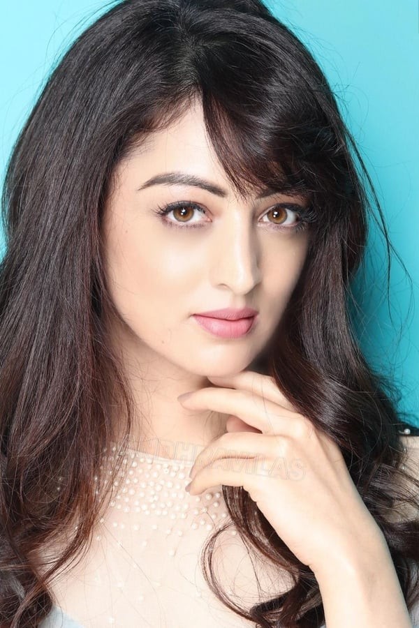 Aktrisa: Sandeepa Dhar (Sandeepa Dhar)