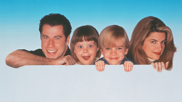 Kim aytibdi deysiz 3 backdrop