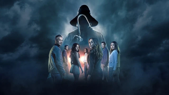 O'tgan yoz nima qilganingni bilaman backdrop