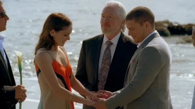 Panjara ortida: Final so'nggi qism backdrop