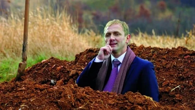 Sud noziri / Sud ijrochisi / Sudya backdrop