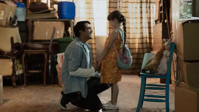 Tashlandiq odam backdrop