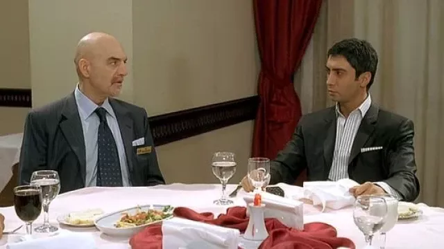 Qashqirlar Makoni: Iroq backdrop