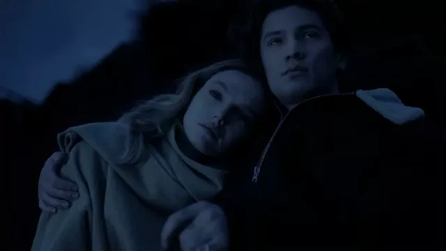 Sevgi - bir lahzalik his backdrop