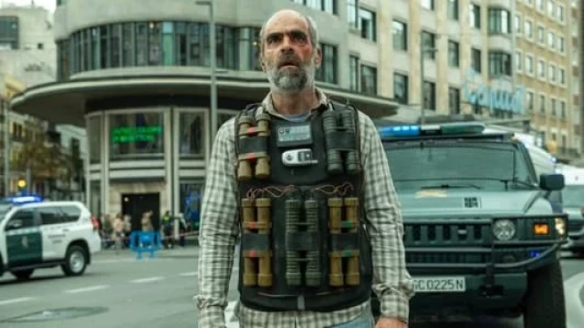 Tahdid / Taxdid backdrop