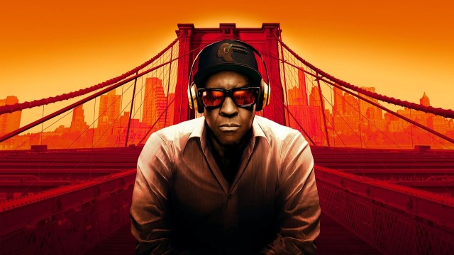 Yuqoridan pastga backdrop