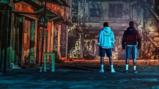 Poster of Birinchi: Yuqori maktab qahramonlari TV series